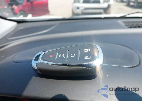 2018 Chevrolet Equinox Premier из США, поврежденный, VIN 2GNAXMEV4J6266598